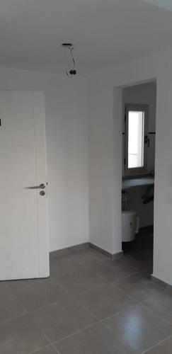 Imagen 6 de 18 de Oficina En Venta En La Plata | 10 E/44y45 (1ºc)