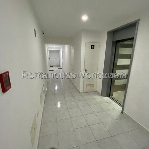 Apartamento En Venta En Urbanización Miranda #25-16908 Np