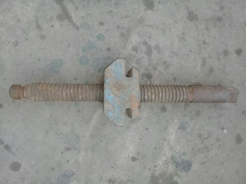 Tornillo Gusano Para Morsa Carpintera Grande (Usado)