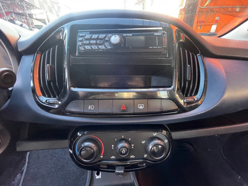 Imagem 8 de 11 de Fiat Uno Attractive 1.0 Flex Completo 2016 Autos Rr