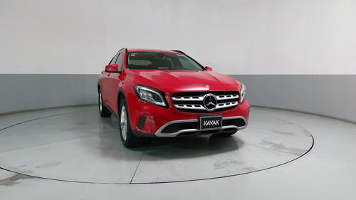 Mercedes-Benz Clase GLA 1.6 GLA 200 DCT