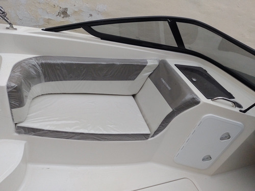Imagen 10 de 24 de Canestrai 208 Con Volvo 200 V6