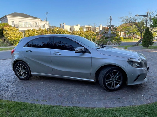 Imagen 3 de 7 de Mercedes Benz A200