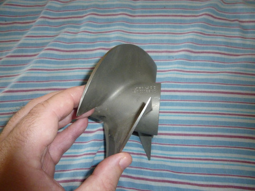 Helice Para Xp 1996. 14.7 Mm Rosca. 140 Mm Diámetro. Nueva.