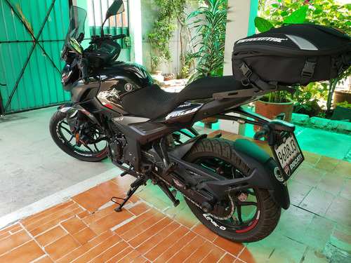 Motocicleta Naked Usada Seminueva . Papeles En Regla