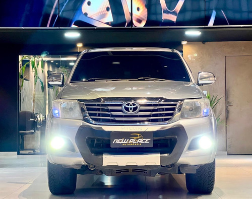 Toyota Hilux 2.7 Srv Cab. Dupla 4x4 Flex Aut. 4p