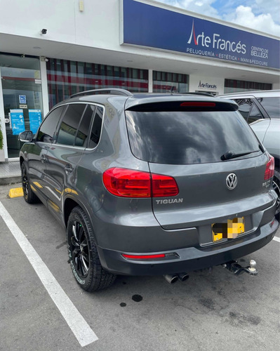 Volkswagen Tiguan 2012 2.0 Sport & Style