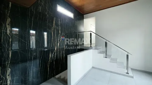Venta Casa | 6 Amb. | 248 M² | Gas | Agua Propia - foto 1
