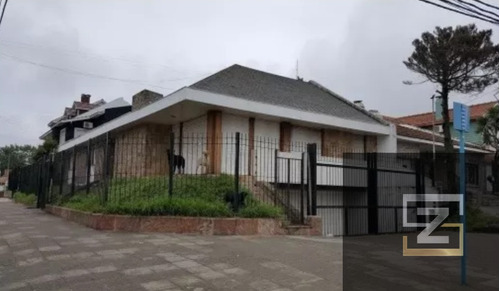 Chalet En Venta De 5 Dormitorios C/ Cochera En Punta Mogotes