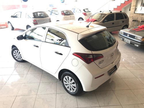 Imagem 6 de 6 de Hyundai - Hb20 Unique 1.0 Flex