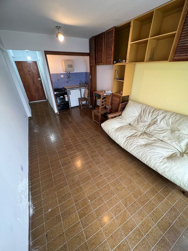 Imagen 9 de 10 de Departamento Monoambiente - Excelente Ubicacion -
