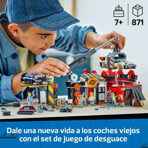 LEGO® City Deshuesadero con Autos 60472; Juguete de reciclaje; depósito de chatarra con compactadora y grúa; set para niños 7+; incluye 2 vehículos y 4 minifiguras