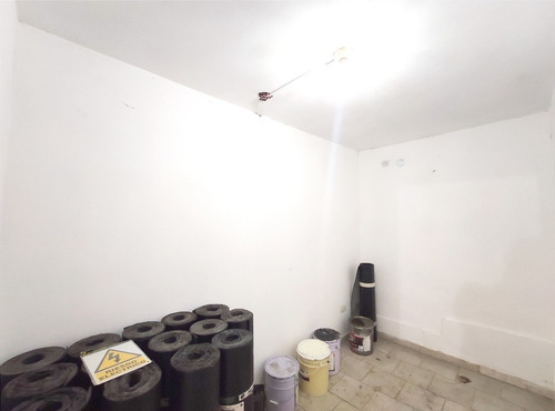 Venta De Locales En Cabudare La Mata Y Tarabana Lara ( Excelente Ubicacion, Tanque De Agua ) Rja