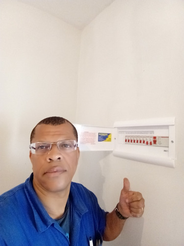 Imagem 5 de 5 de Eletricista Eletrotécnico.