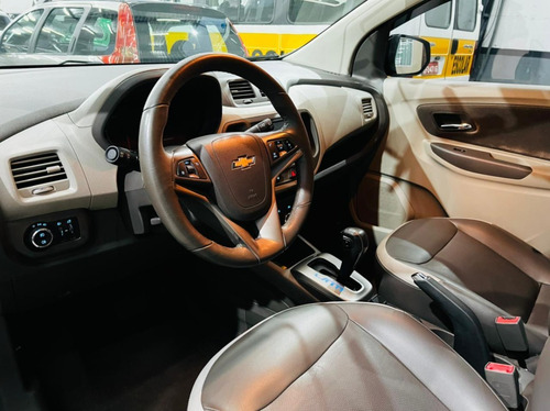 Imagem 9 de 13 de Chevrolet Spin Ltz