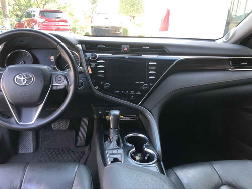 Imagen 11 de 15 de Toyota Camry 2018 4p Xle L4/2.5 Aut Navi