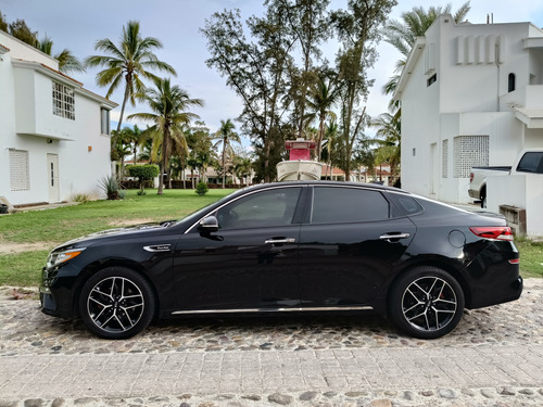 Kia Optima 2.0 L Turbo Gdi Sxl At