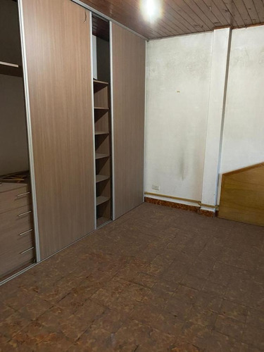 Imagen 4 de 14 de Venta De Local Con Departamento Con Excelente Ubicacion En Remigio Lopez 1763