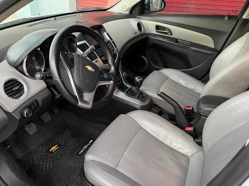 Imagen 9 de 15 de Chevrolet Cruze 2012 1.8 Ltz Mt 5 P