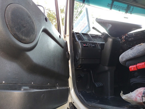 Imagem 11 de 14 de Volvo Fh12 380 02/02 - Trucado - R$ 125.000