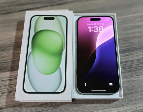 Apple Iphone 15 (128 Gb) - Verde Verde Claro