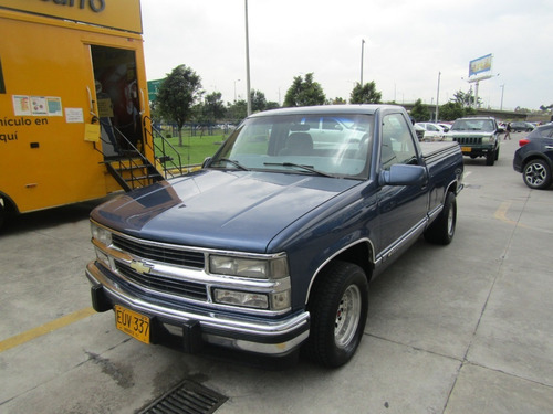 Chevrolet Silverado 4x2 5.7 Automático
