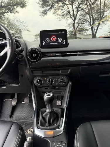 Mazda 2 1.5 Touring