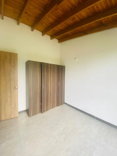 Se Arrienda Casa En Calarca Incluye Servicios