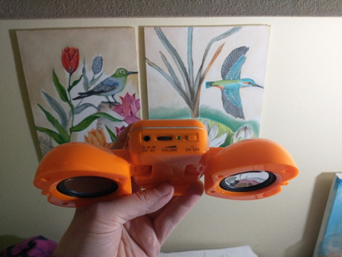 Mini Parlante Portátil Manzana Naranja P/ Pilas O Cargador