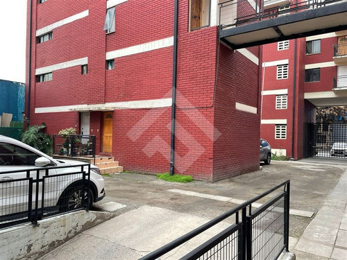 Duplex 2d 1b + Estacionamiento. En Cond. Seg. 24/7