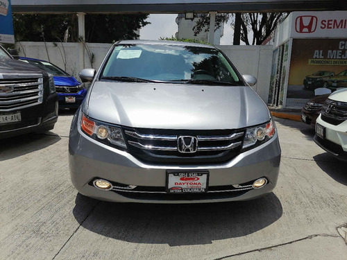 Imagen 8 de 15 de Honda Odyssey 2017 5p Exl V6/3.5 Aut