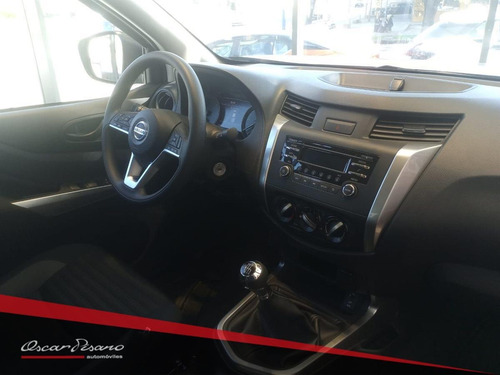 Nissan Frontier Se 4*2 2.5 2021 0km