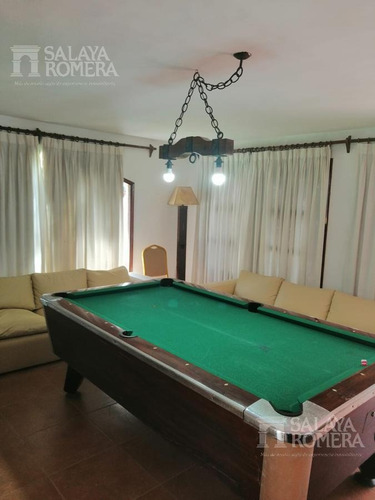 Casa - Punta Del Este- 3 Dormitorios- 3 Baños. Piscina Y Parrillero. ¡oportunidad!