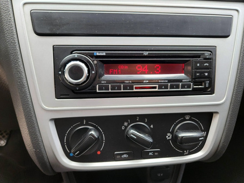 Imagen 19 de 25 de Volkswagen Gol Trend 1.6 Pack Ii 101cv 2013