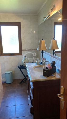Parcela Venta Con Casa En Linares 240/ 2.520,piscina, Jardín