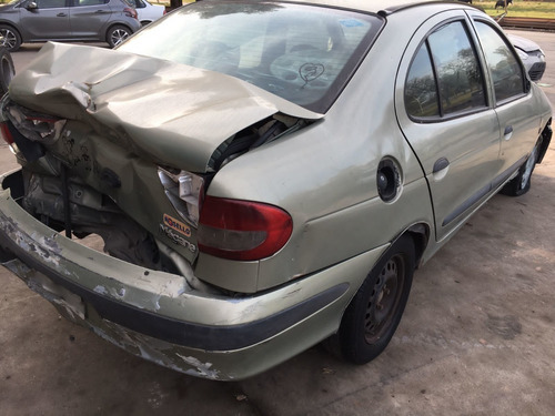 Imagen 4 de 7 de Renault Megane Rn Tri Aa 16v F2