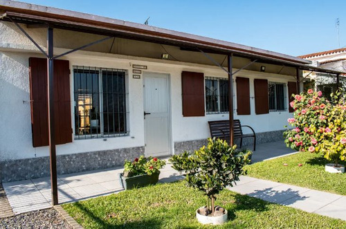 Venta Casa 3 Dormitorios Progreso Con Cochera