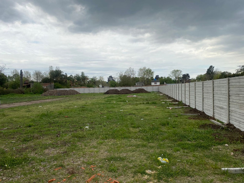 Venta De Lote En Barrio Con Portón, Tortuguitas