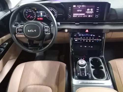 Kia Carnival Zenith At 3.5 4x2