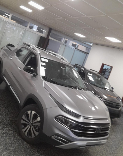 Imagen 4 de 5 de Fiat Toro Volcano 1.3 At6 4x2 E.full