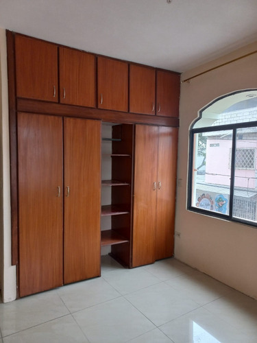 Imagen 9 de 12 de Hermosa Casa Rentera Excelente Ubicación Vía A Daule, Sector Comercial