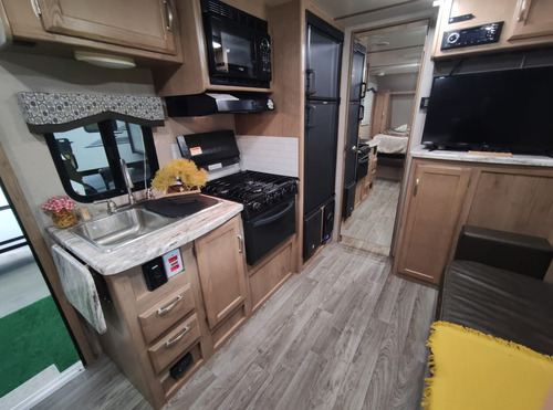 Trailer Importado Winnebago 2106ds Ano 2019 - Y@w2