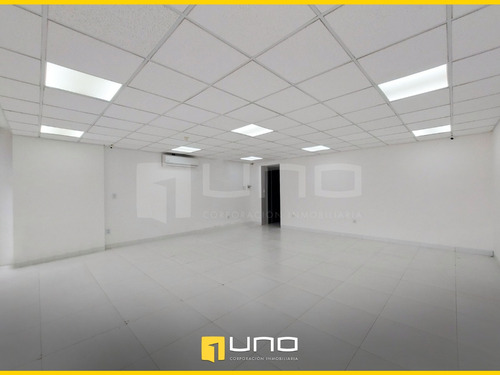 Imagen 6 de 8 de Local Comercial Con Amplio Frente En Alquiler