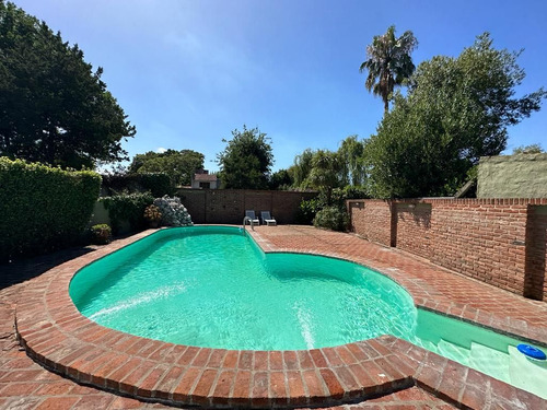 476 E/ 19 Y 20 - Casa En Alquiler Temporario (city Bell)