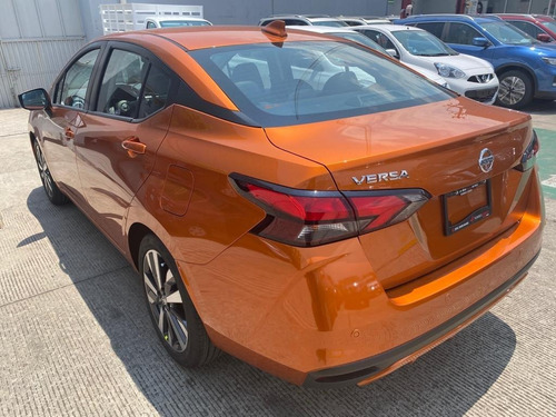 Nissan Versa Platinum 2020