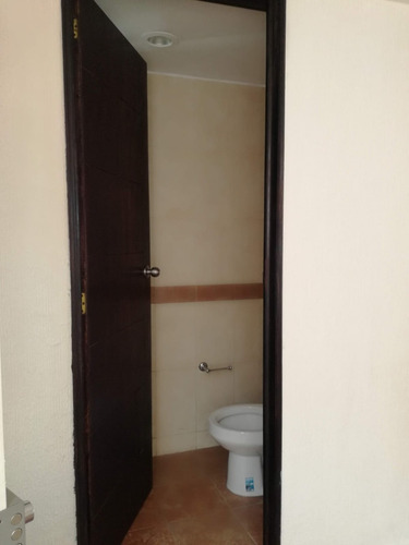 Imagen 6 de 6 de Rento Departamento 2 Recamaras Y 1 Baño Completo Y 1/2