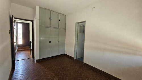 Casa Sobre Av Zanni, A Metros De Almafuerte