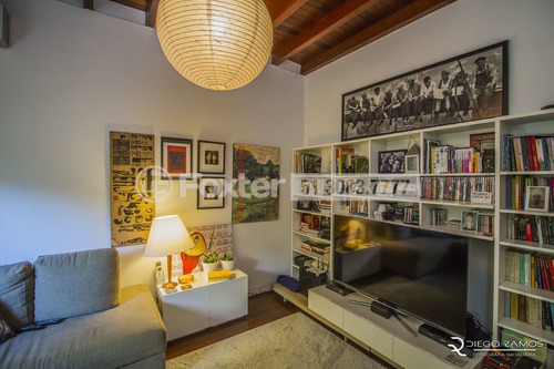 Casa, 4 Dormitórios, 200 M², Menino Deus - 170370