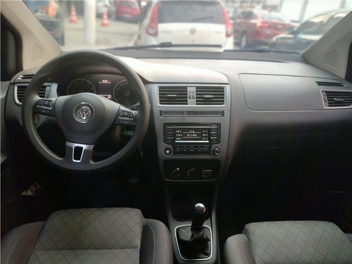 Imagem 7 de 10 de Volkswagen Fox 1.0 Mi Trendline 8v Flex 4p Manual