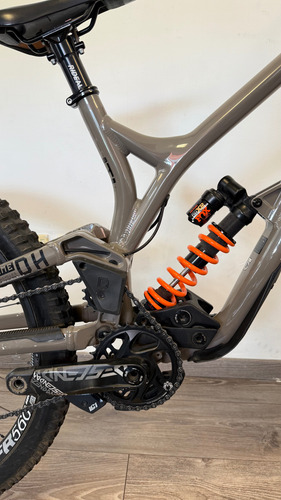 Bicicleta De Montaña Commencal Supreme V4 Café 17 " (Usado)